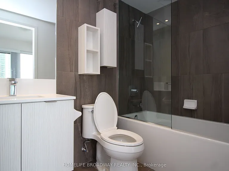99 Broadway Ave #903 — Photo 9