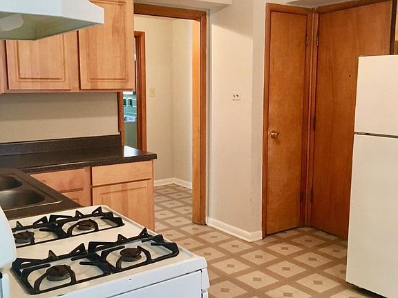 2nd image of 2313 N 72nd Ct APT Bf
