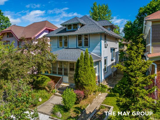 733 Lockwood St NE, Grand Rapids, MI 49503