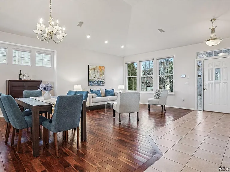 6333 S Sicily Way — Photo 3
