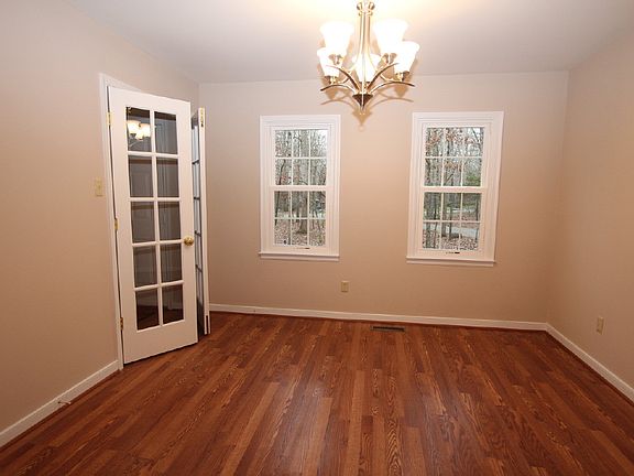 5th image of 3235 Jefferson Woods Ct