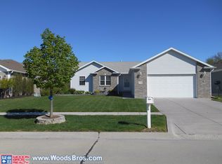 3710 W Rose St, Lincoln, NE 68522