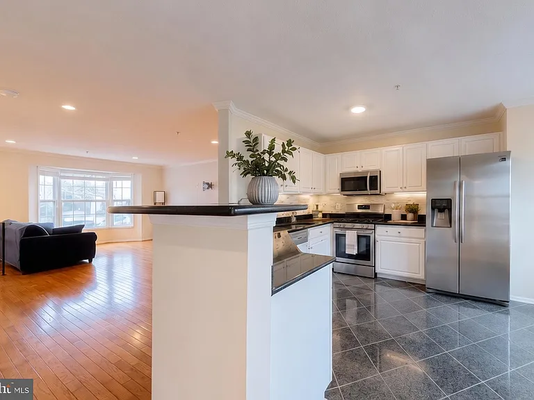 6955 Aquamarine Ct — Photo 4