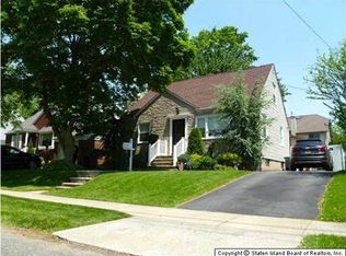 89 Princeton Ave, Staten Island, NY 10306