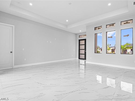 4th image of 3424 NW 45th Pl