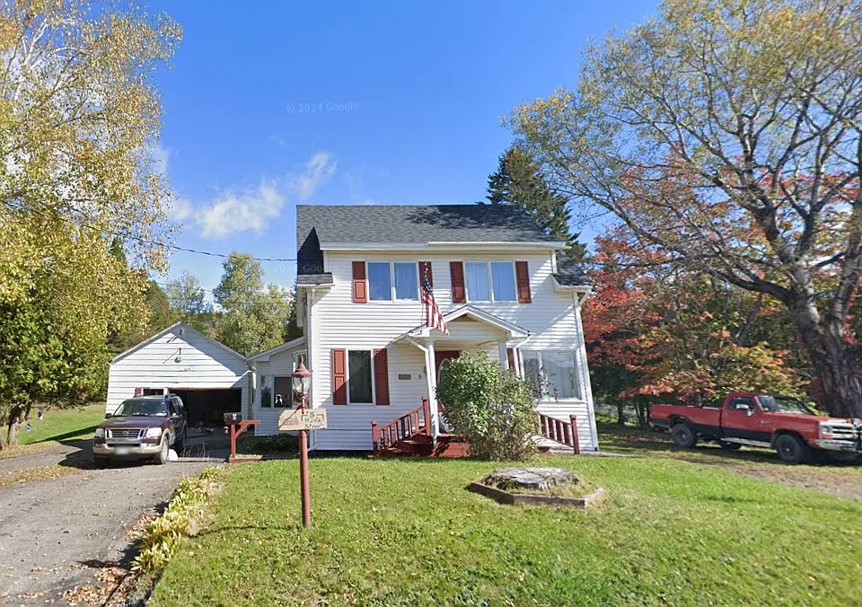 5 Maple St