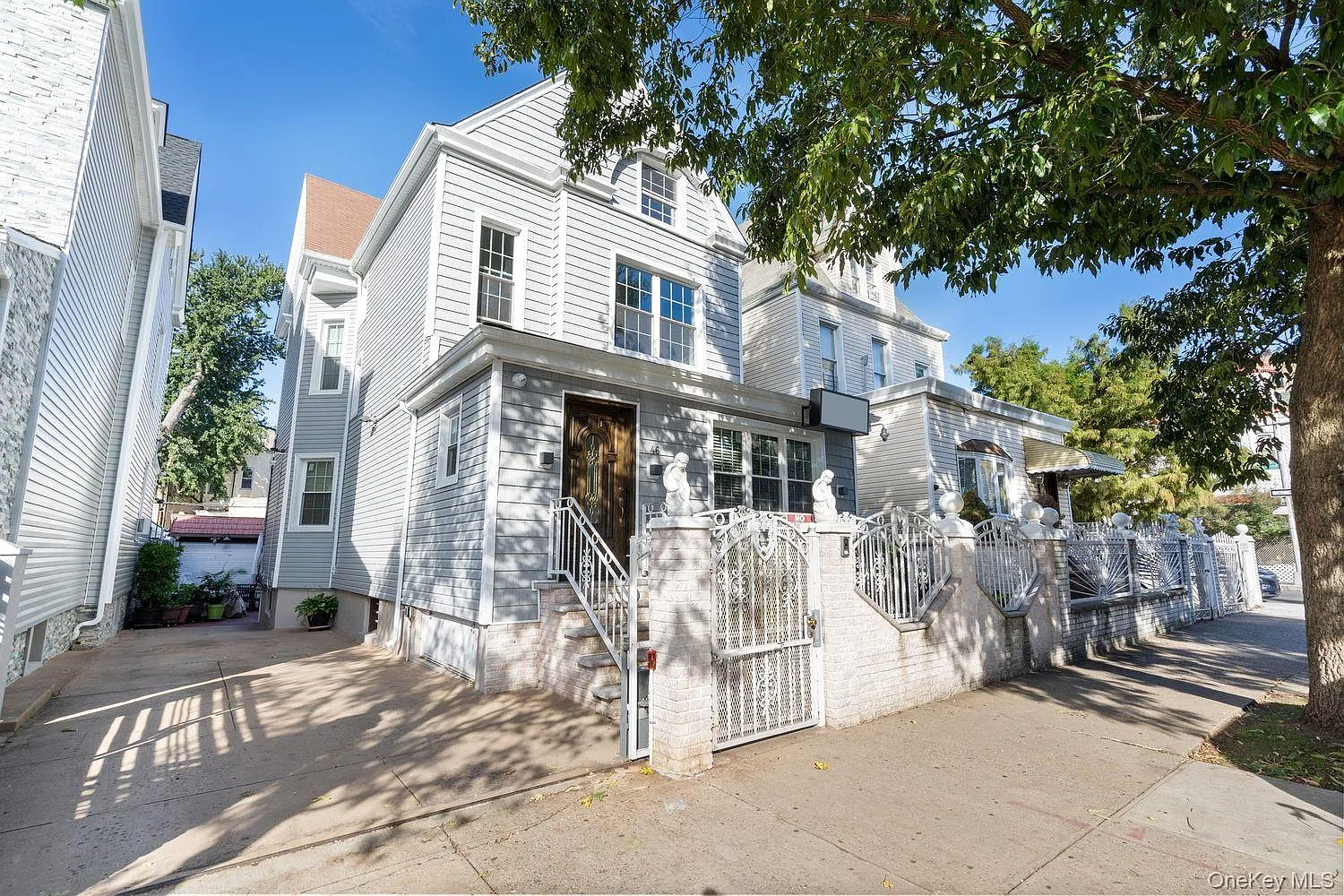 1 bed, 1.0 bath, 900 sqft, $2,600 — Photo 2