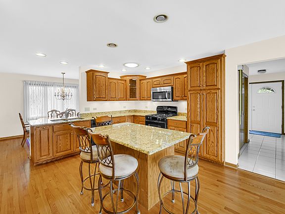 3rd image of 8855 Carnoustie Dr