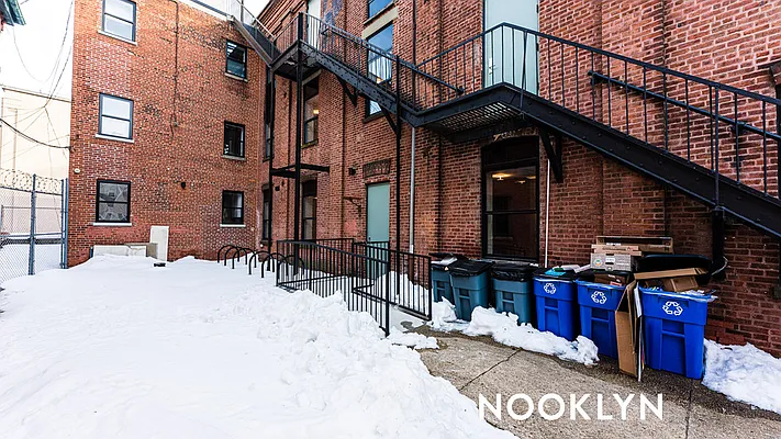 Rented by Nooklyn NYC LLC | media 20