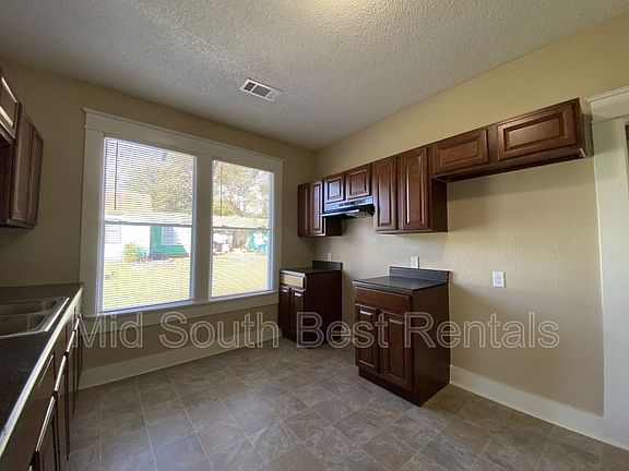 2nd image of 4204 W 24th St #A