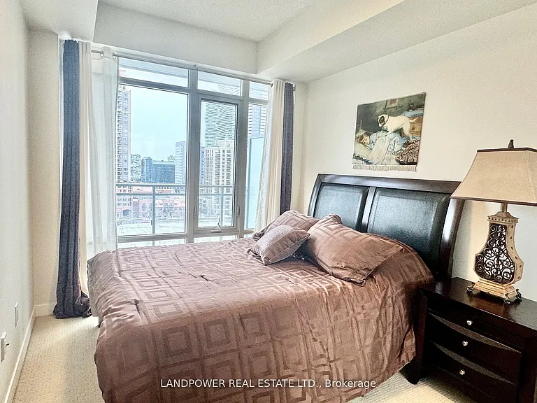 365 Prince Of Wales Dr E #1002 — Photo 13