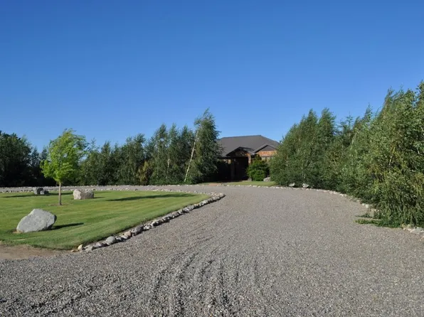 1364 Mountain View Rd, Hughson, CA 95326