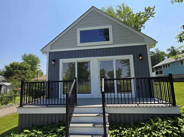 64 No Name St, Earleville, MD 21919