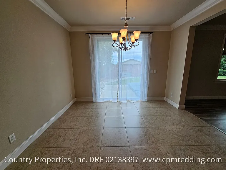 3491 Carlsbad Ln — Photo 13