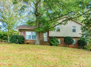 1874 Ballard Dr, Gastonia, NC 28054