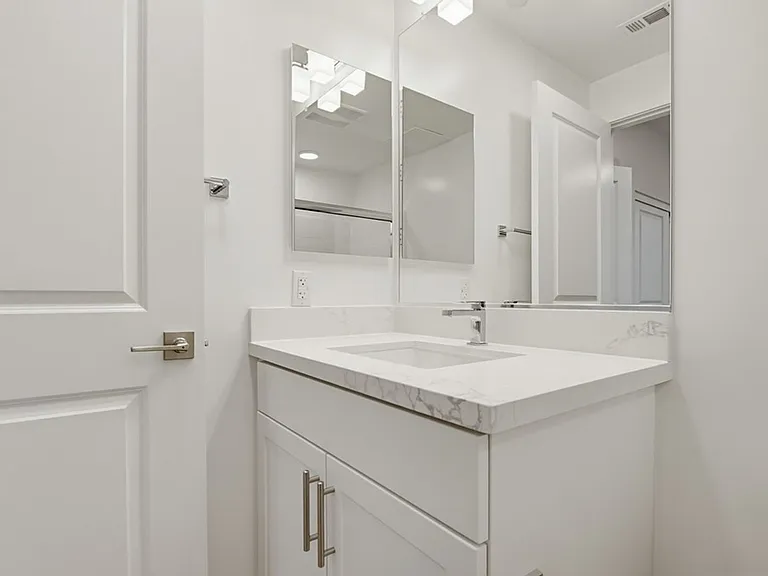 BRAND-NEW Euclid Apartments | National City — Photo 55