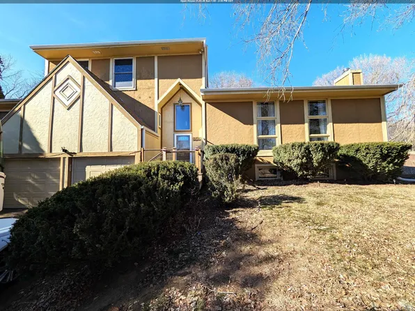 3725 Lindenwood St, Sioux City, IA 51104