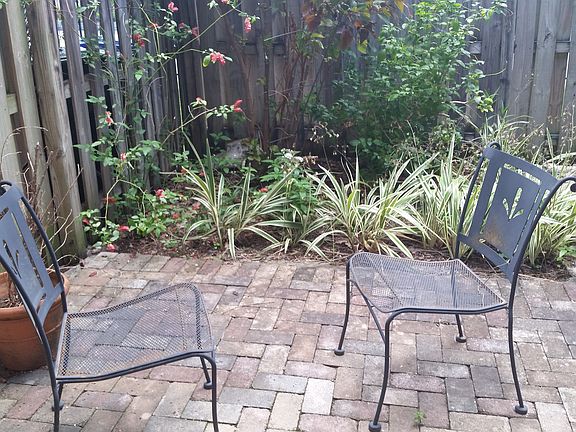 4th image of 319 City View Dr