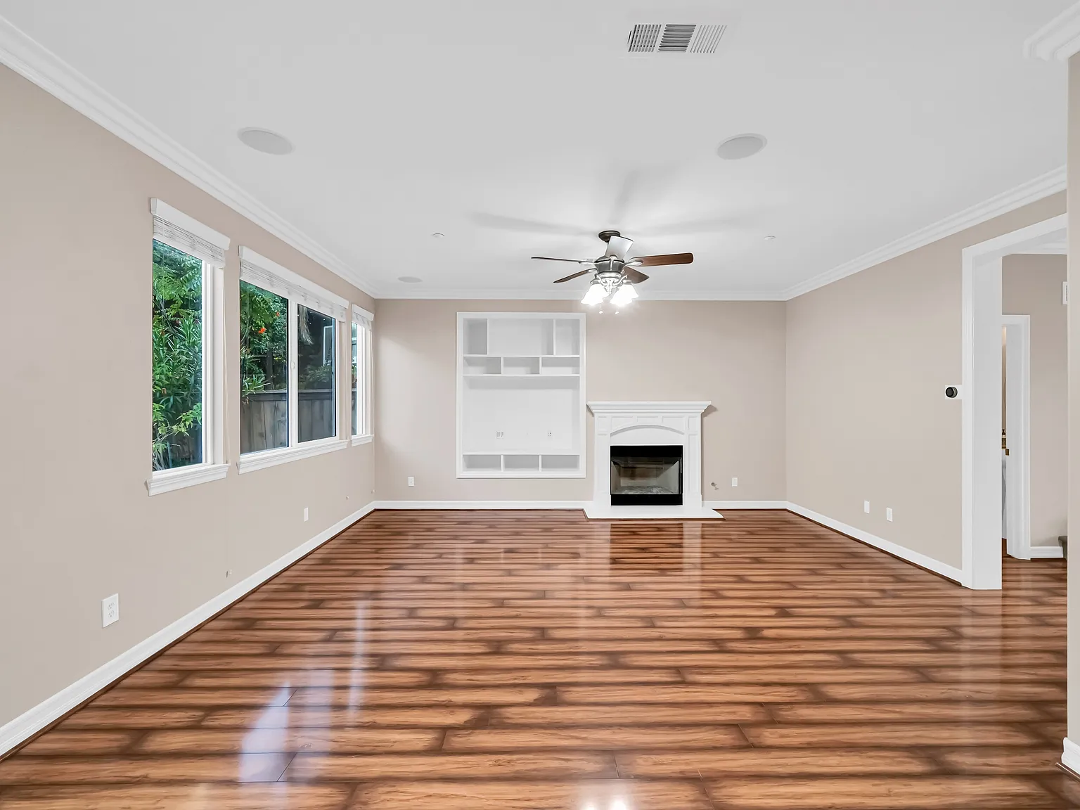 10509 Hollingsworth Way - 1 — Photo 3