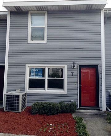 2nd image of 1510 Edge Dr APT 7
