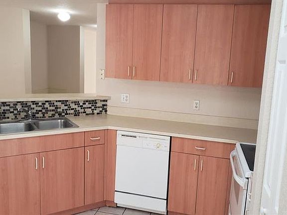 2nd image of 1108 Belmont Ln #1108