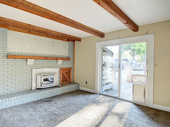 3rd image of 1642 Cheshire Cir