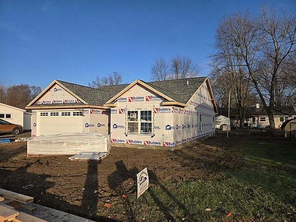 3rd image of S Center St