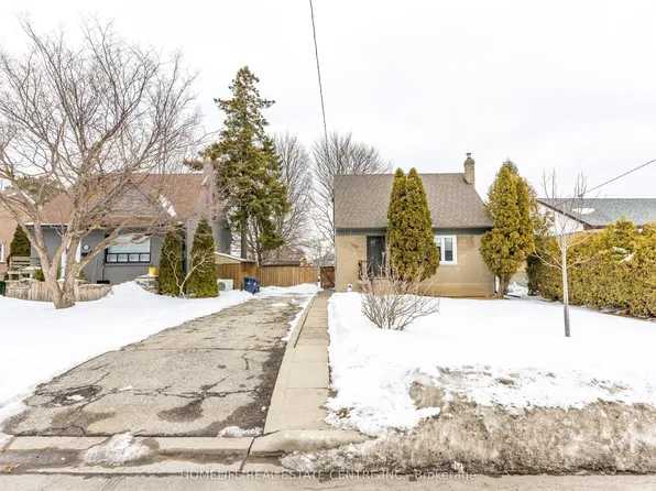 172 Calvington Dr, Toronto, ON M3M 2M9