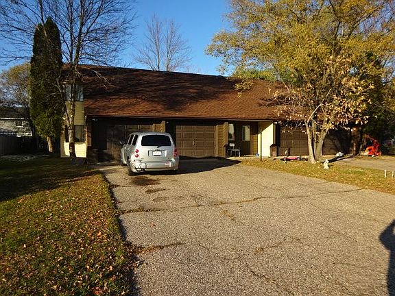 2nd image of 608 Johns Dr