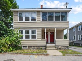 73 Town Hill St, Quincy, MA 02169