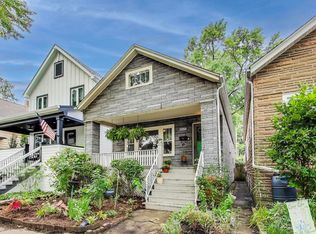 817 Circle Ave, Forest Park, IL 60130