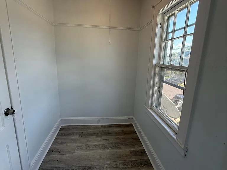 714 Chandler Ave — Photo 8
