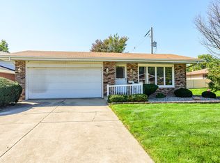 16950 Bernadine St, Lansing, IL