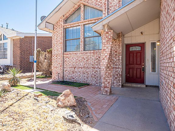 2nd image of 11648 Gordon Cooper Ln