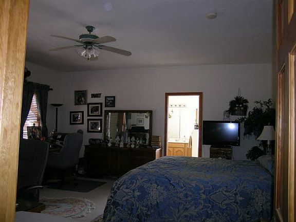4th image of 1225 Chacoma Ln #2