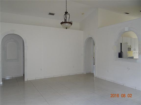 2nd image of 11622 Purple Lilac Cir