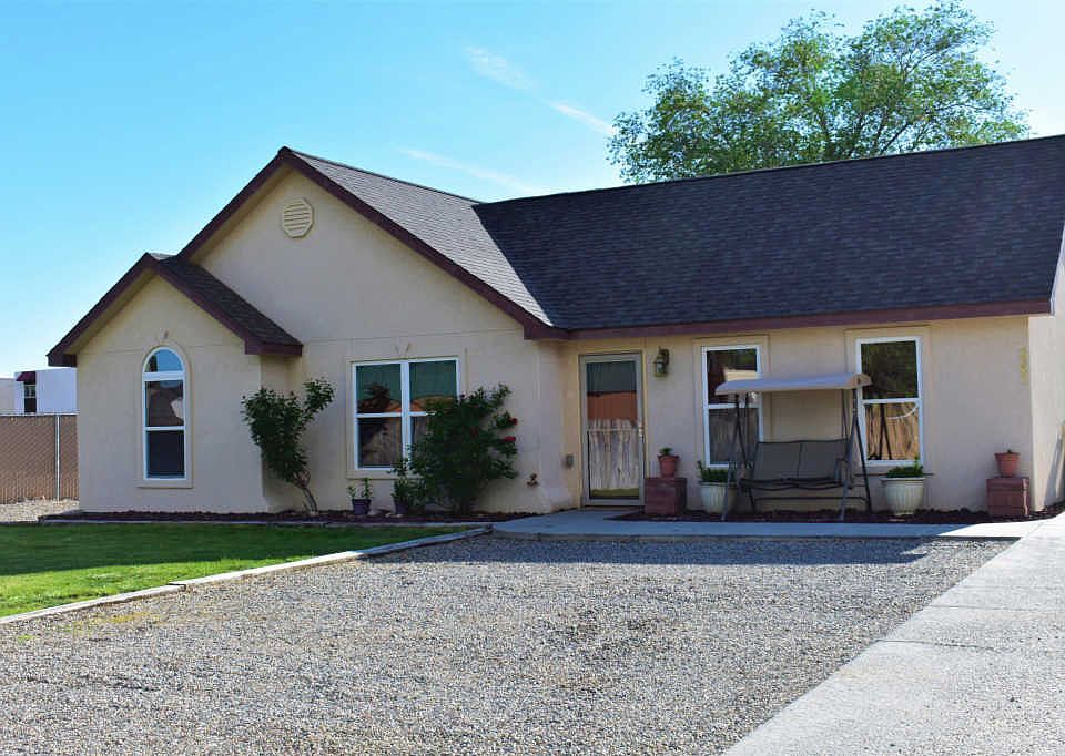 1st image of 2207 N Huntzinger Ave