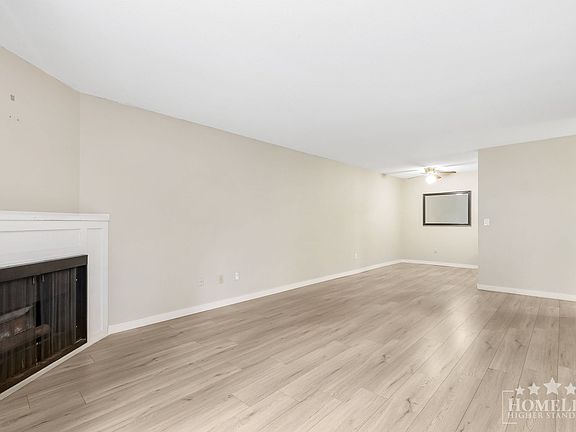 5th image of 9682 134th St #118
