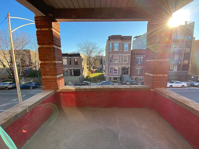 2540-42 W Augusta Blvd — Photo 3