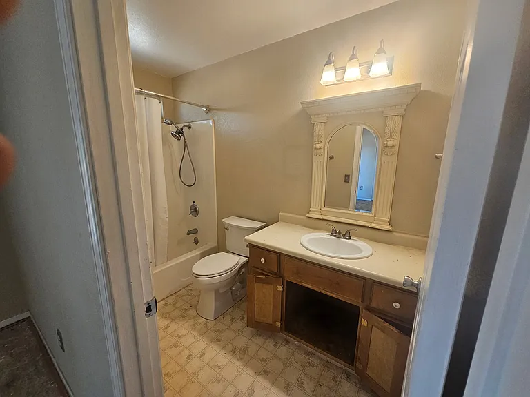 10711 Fairway Dr — Photo 8