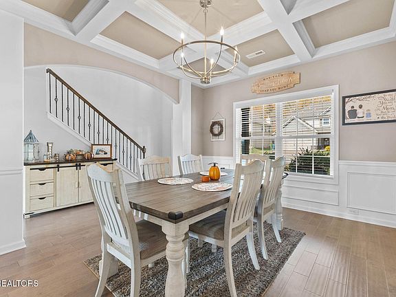 5th image of 12170 Woodhollow Ln