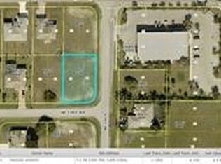 711 NE 23rd Ter, Cape Coral, FL 33909