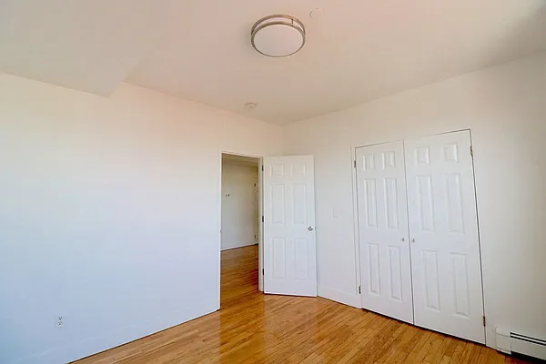 Rented by Compass | media 22