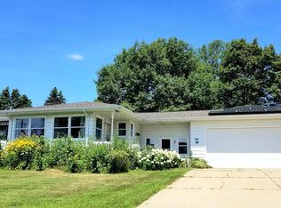 111 W Ann St, Spring Lake, MI 49456