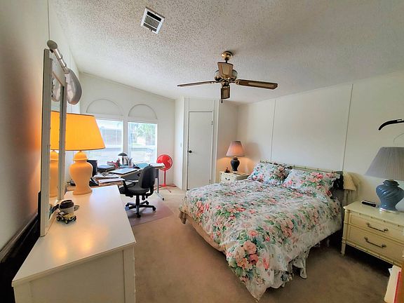 5th image of 8116 Buena Vista Way S