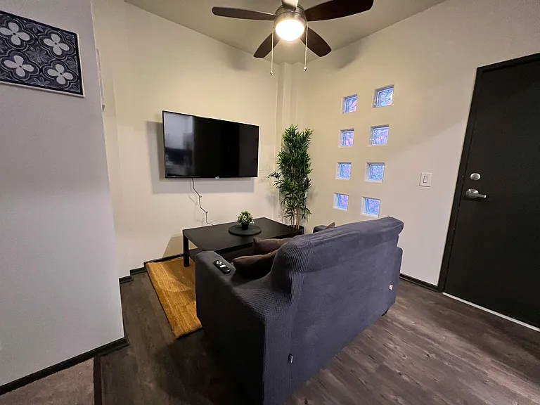 10929 Bluffside Dr — Photo 16