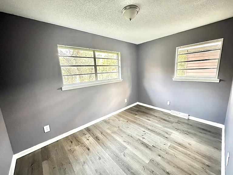 601 Dublin Ave — Photo 7