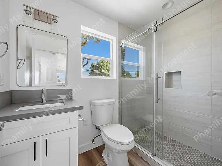 3215 Poplar Blvd #A — Photo 7