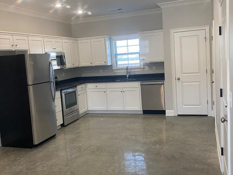 2425 E Moore Ave #2425 — Photo 6