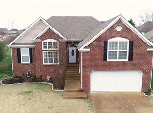 2262 Dewey Dr, Spring Hill, TN 37174